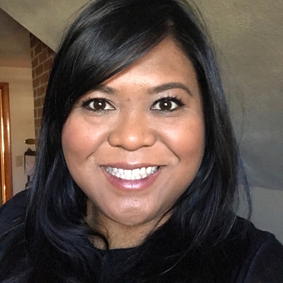 Meet the Posher Other - Meet your Posher, Trish
